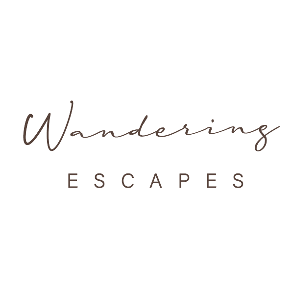 Wandering Escapes logo